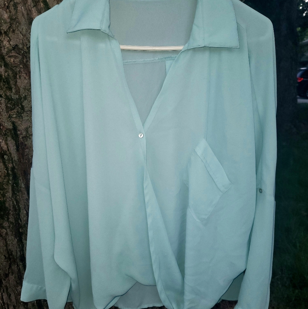 Boutique blouse, waist length sheer green blue